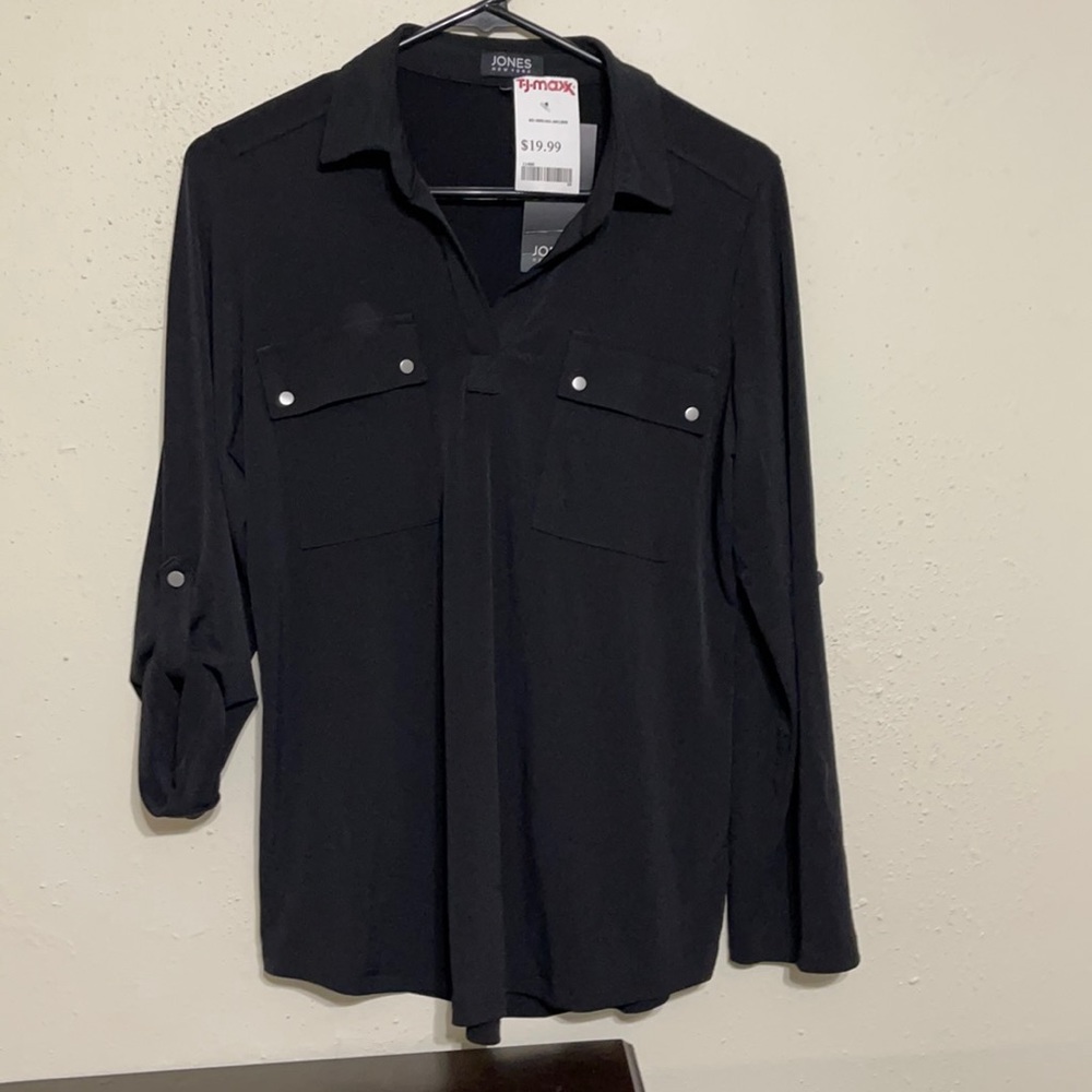 NWT Black Collared  3/4 sleeve blouse